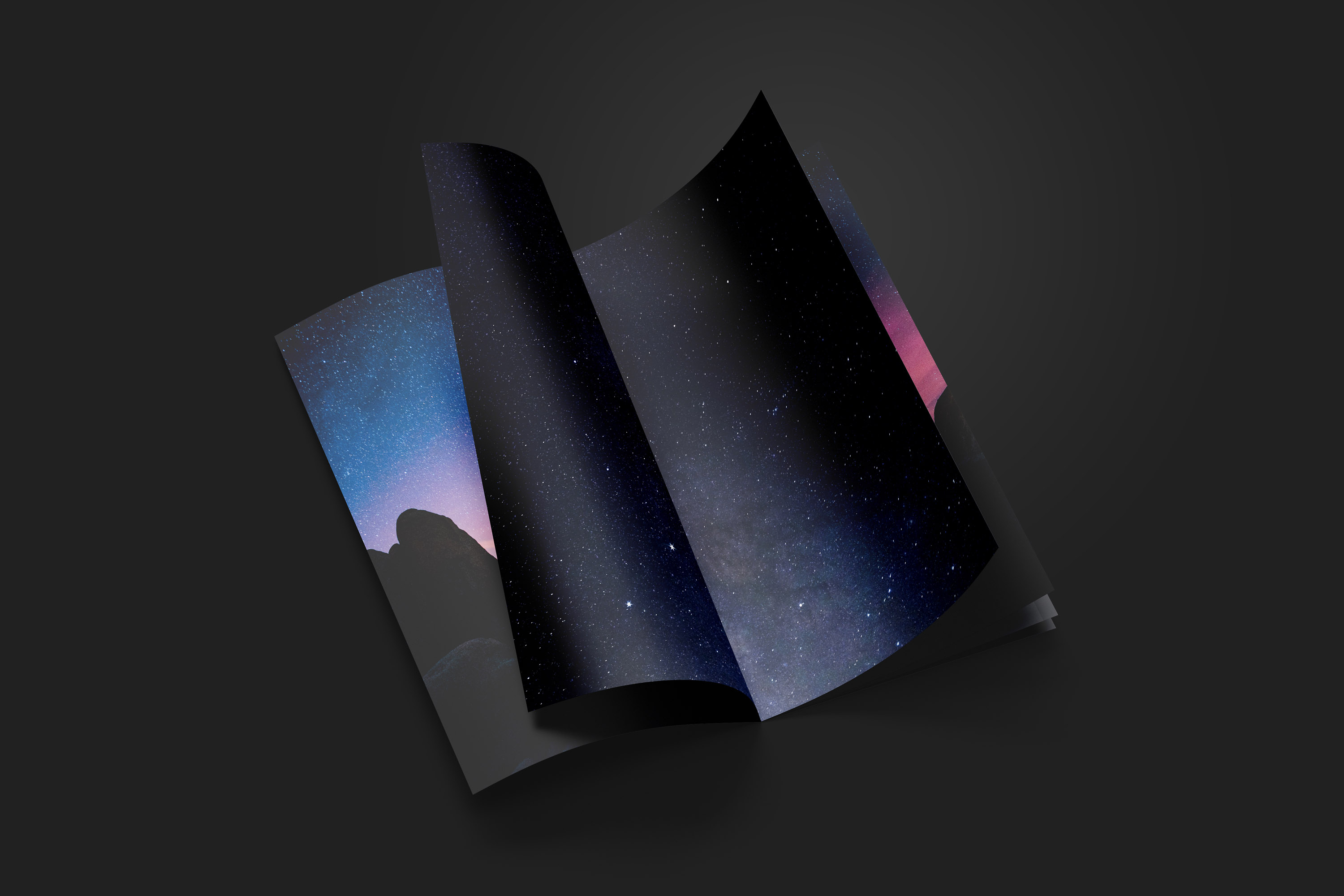 企业品牌宣传册设计翻页效果样机模板02 Thin Booklet Mockup 02插图(5)