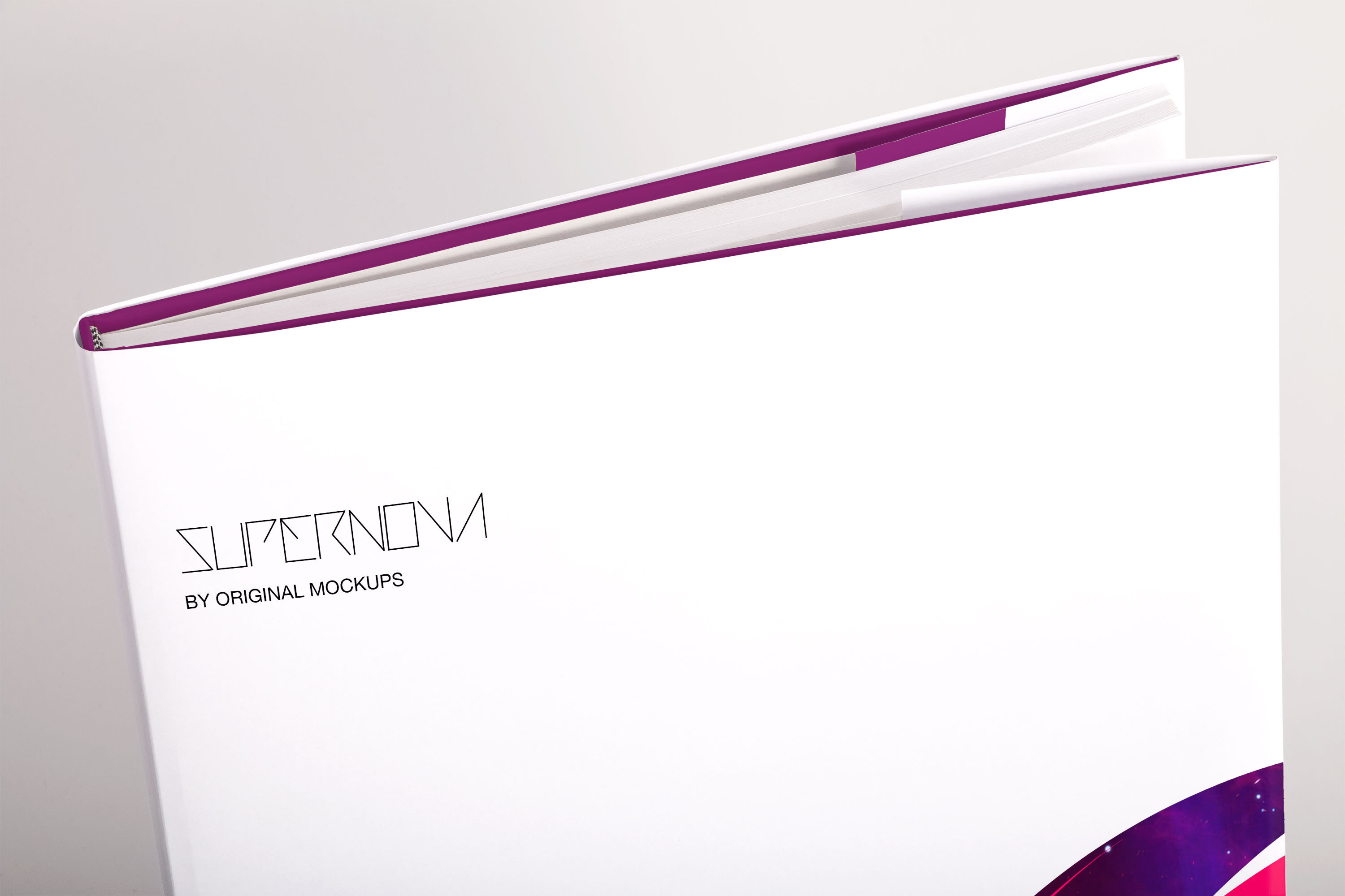 精装大方格图书设计局部特写预览PSD样机01 Hardcover Large Square Book PSD Mockup 01插图