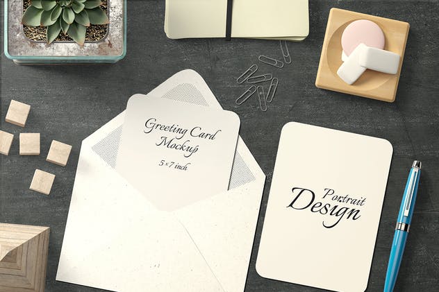 圆角贺卡卡片样机模板 7×5 Rounded Corners Greeting Card Mockup Set 1插图(5)