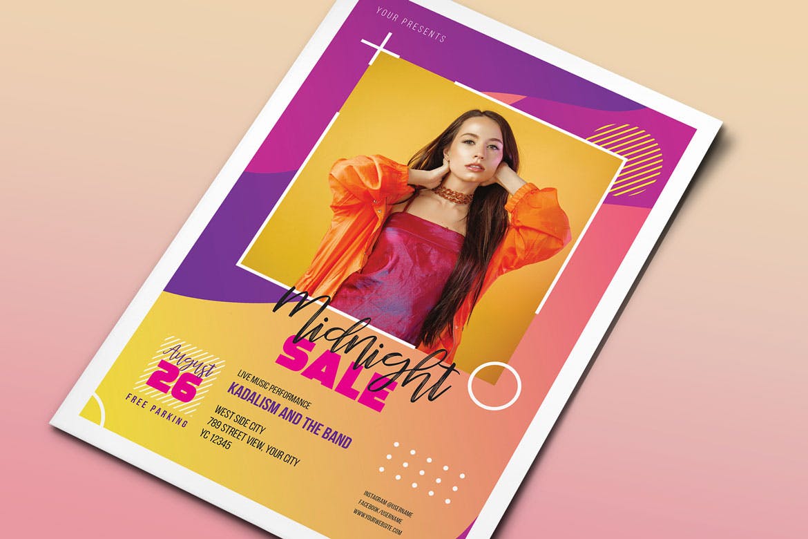 大型午夜促销专场宣传海报设计模板 Midnight Sale Flyers Template插图(2)