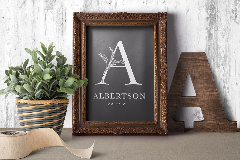 手绘花饰字母插画合集 Fairytale Florals Monogram Set插图(7)