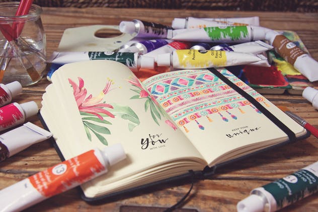 水彩画创作画室场景袖珍笔记本样机模板v7 Pocket Notebook Acrylic Paint Tubs插图(1)