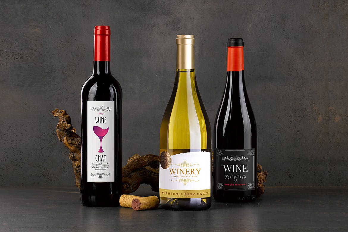 葡萄酒/洋酒酒瓶外观设计素材库精选 Wine Bottle Mockup插图(1)