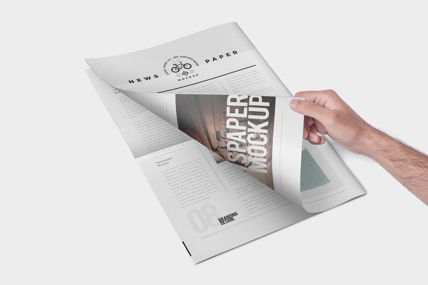 报纸排版设计图预览样机模板 Photorealistic Newspaper Mockups插图(3)