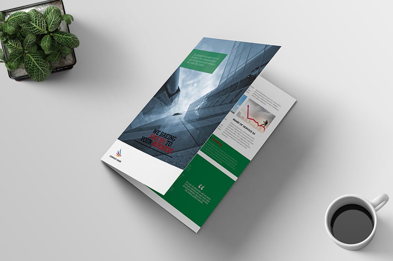 高品质的房地产两折页海报宣传单DM设计模板插图