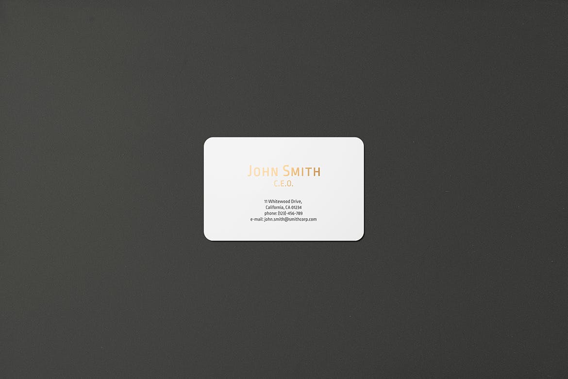 高端圆角企业名片设计图素材库精选套件 8.5×5.5 Landscape Business Card Mockup插图(1)