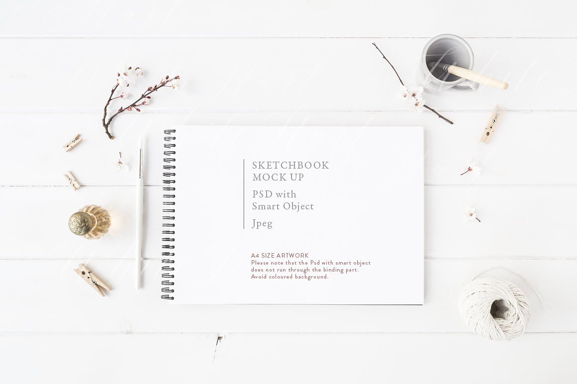 素描绘画作品展示样机模板 Sketchbook mock up – Artist’s style插图