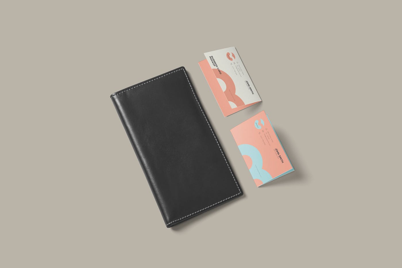 折叠式名片设计效果图样机PSD模板 Two Fold Business Card Mockups插图(2)