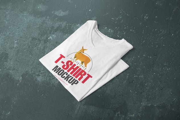 时尚品牌V领T恤服装样机 5 Trendy V-Neck T-Shirt Mockups插图(2)