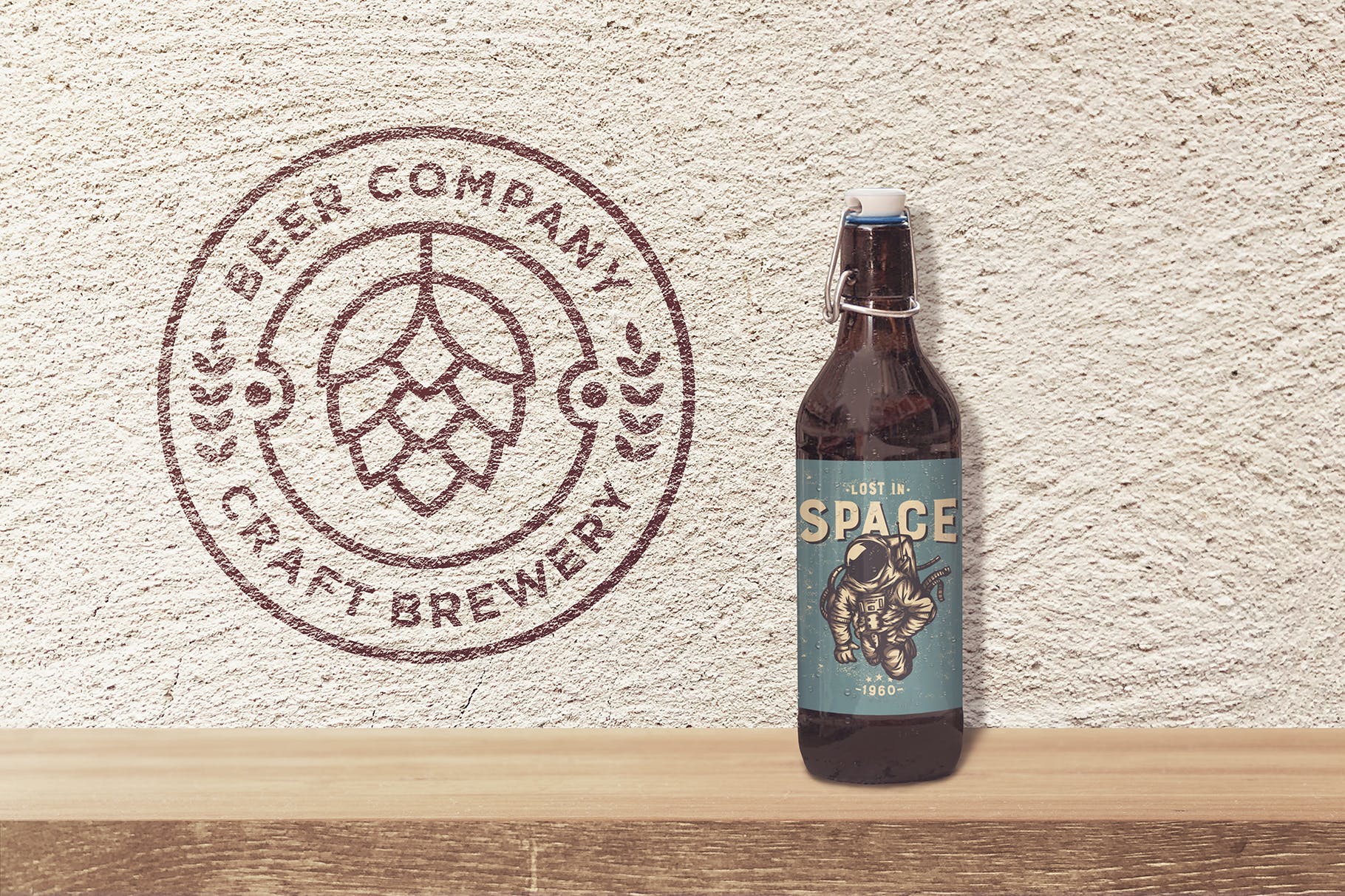 手拉盖50cl啤酒酒瓶外观设计效果图素材库精选 Shelf 50cl Bottle Beer Mockup插图(1)