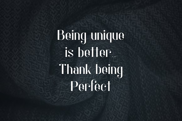 Kocka Display Font插图3