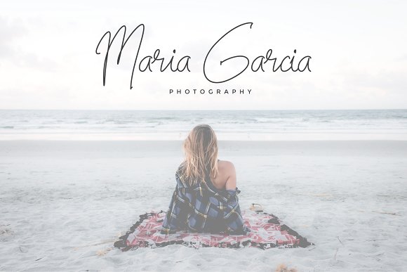 Brecelets Signature Font插图1