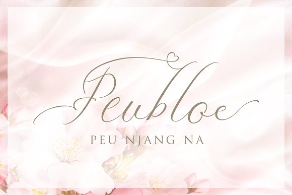 Peubloe Font插图