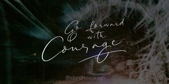 Long Night Font插图1