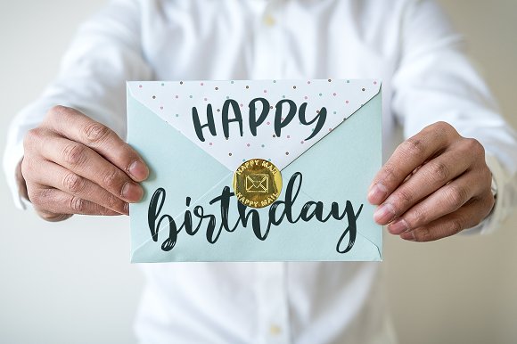 Lush Garden Font插图4